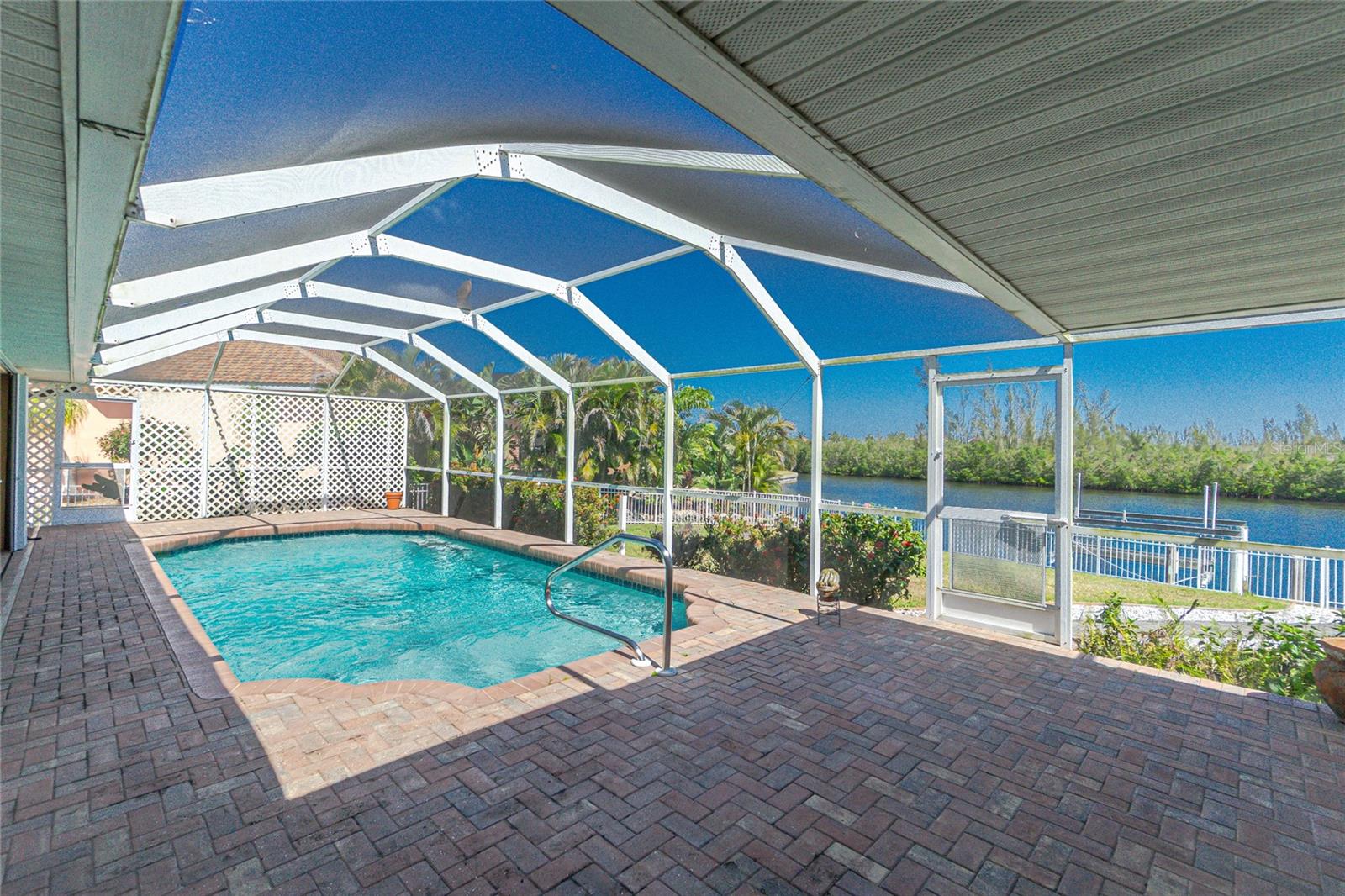 Image 45 of 73 For 1374 Grebe Drive