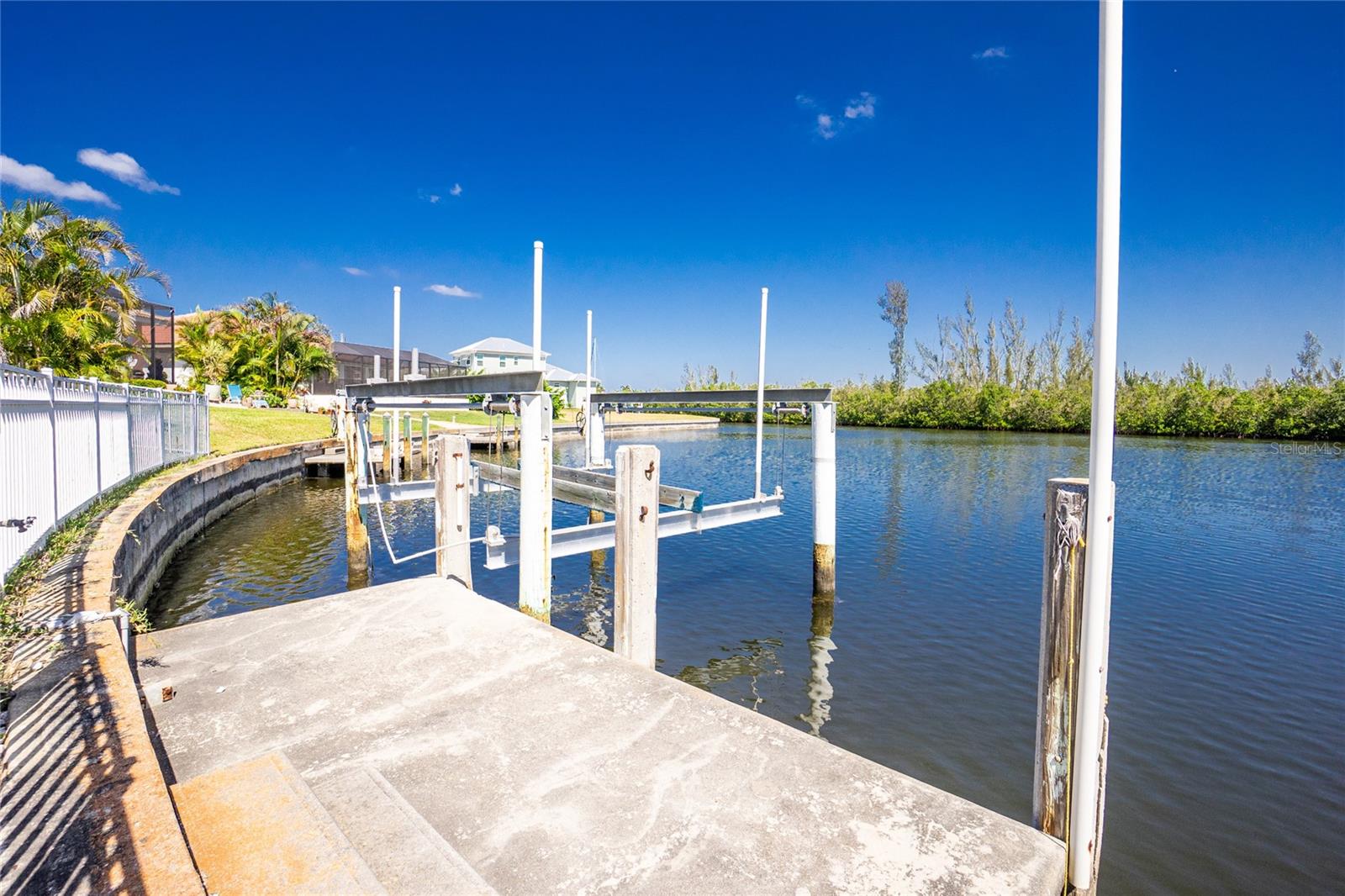 Image 47 of 73 For 1374 Grebe Drive