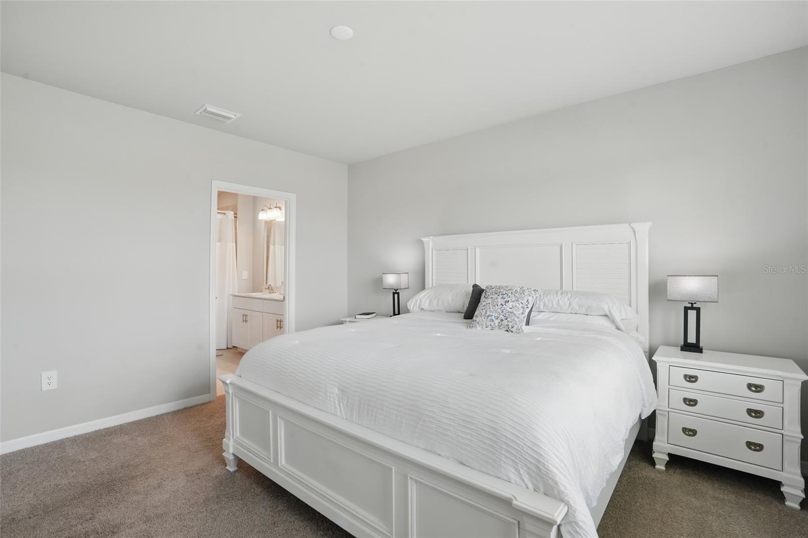 Image 12 of 35 For 16079 Bandermill Drive