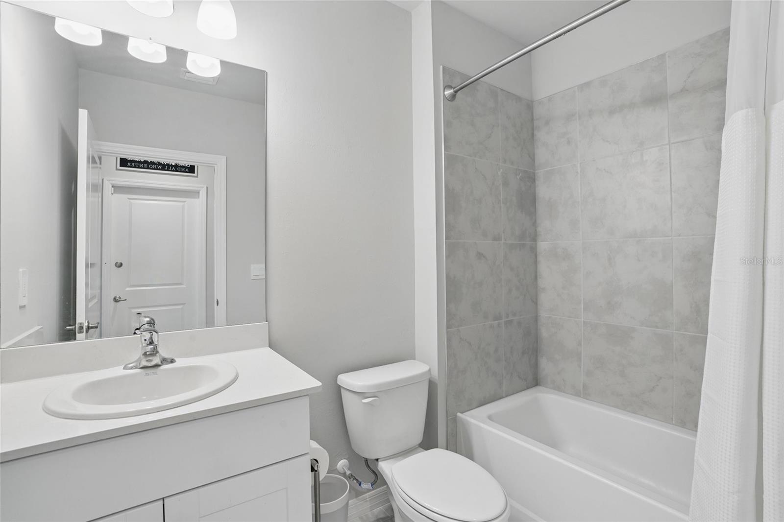 Image 17 of 35 For 16079 Bandermill Drive