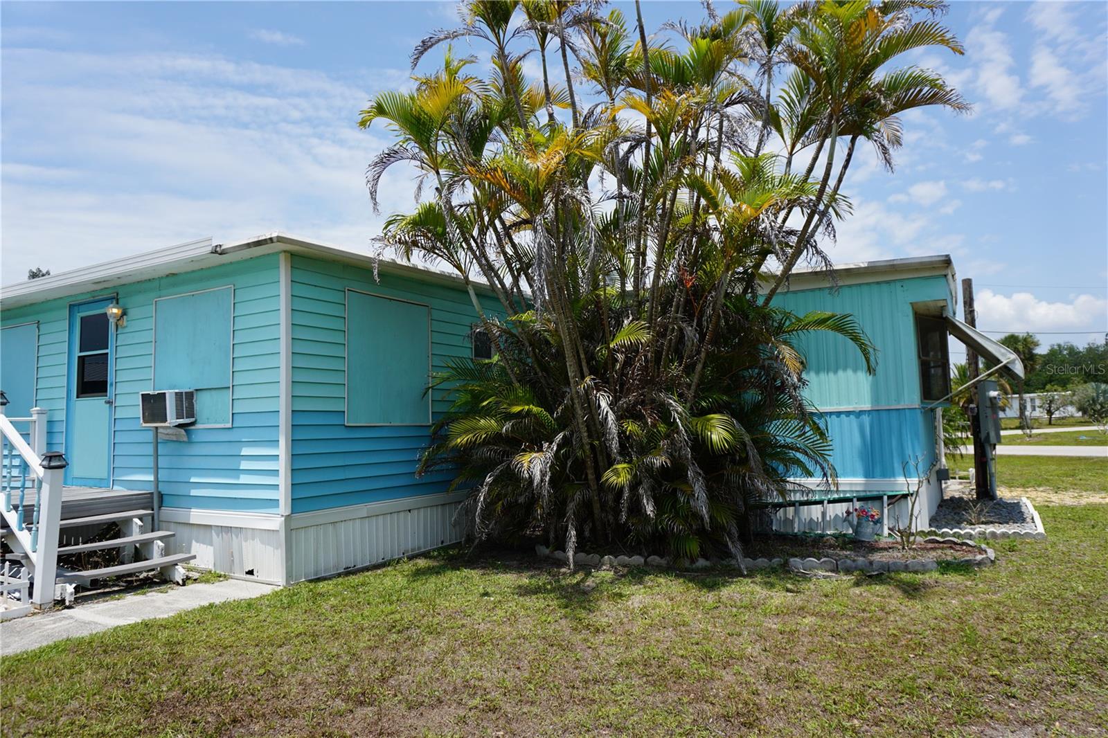 Image 34 of 62 For 15371 Mango Drive