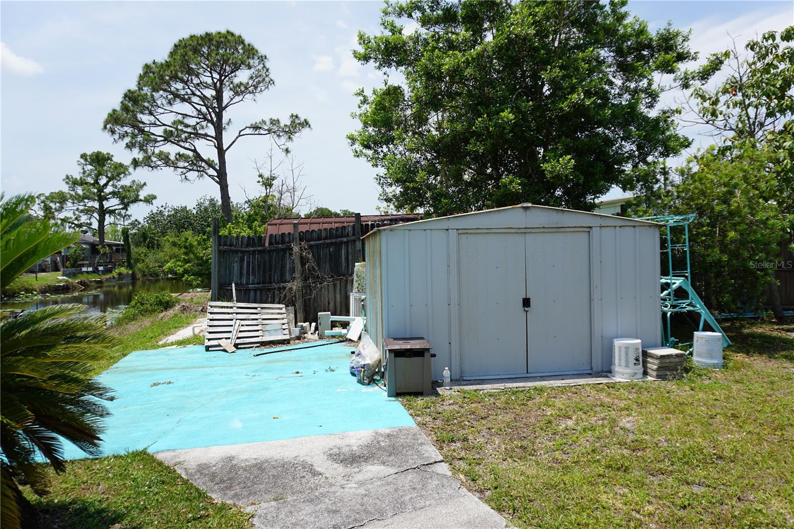 Image 40 of 62 For 15371 Mango Drive