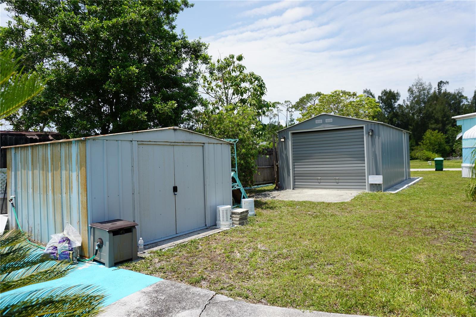 Image 41 of 62 For 15371 Mango Drive
