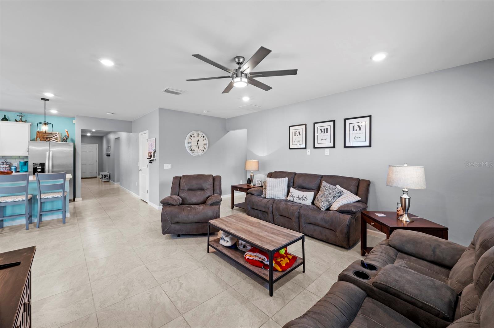Image 15 of 31 For 16016 Shoebutton Court