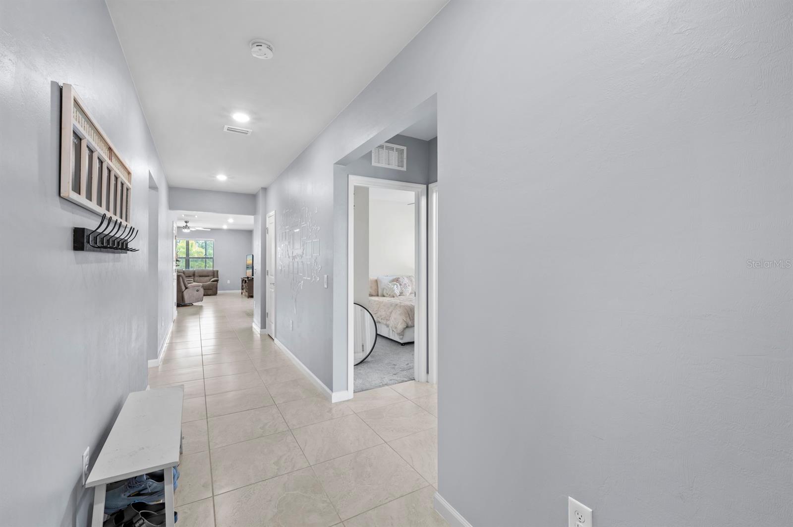 Image 4 of 31 For 16016 Shoebutton Court