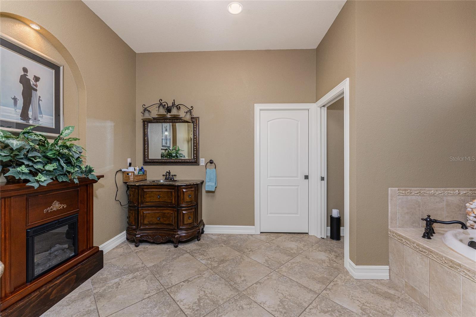 Image 32 of 80 For 1367 Grebe Drive