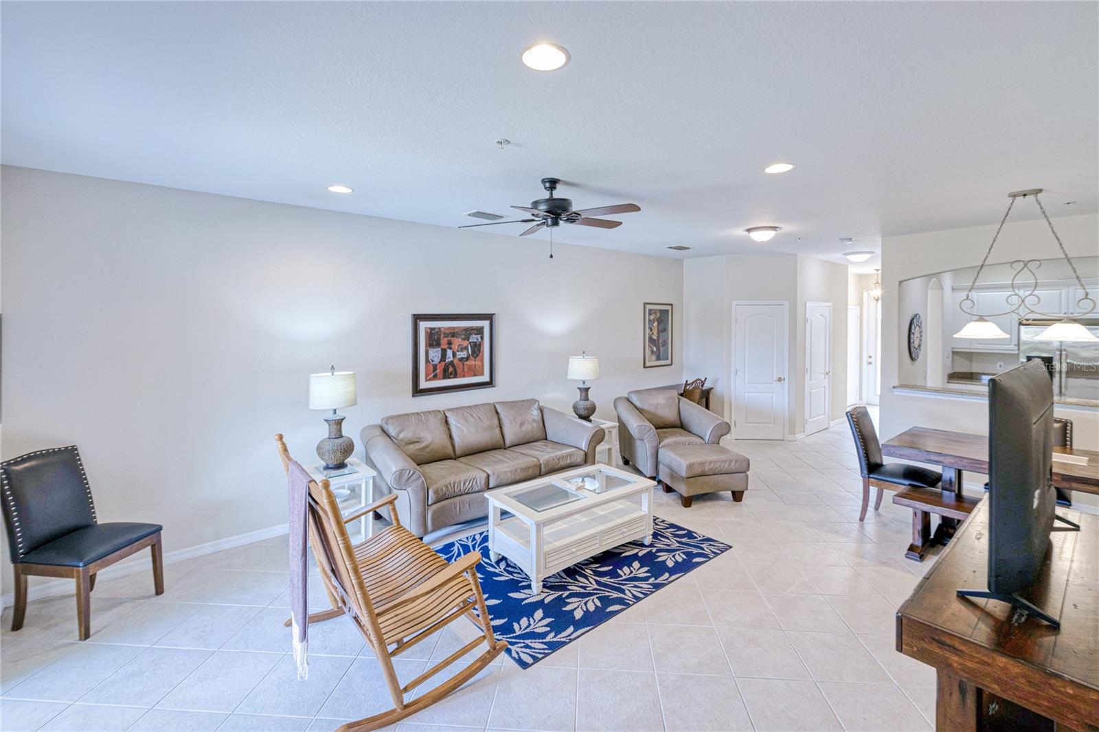 Image 15 of 55 For 3211 Cottonwood Bend 702