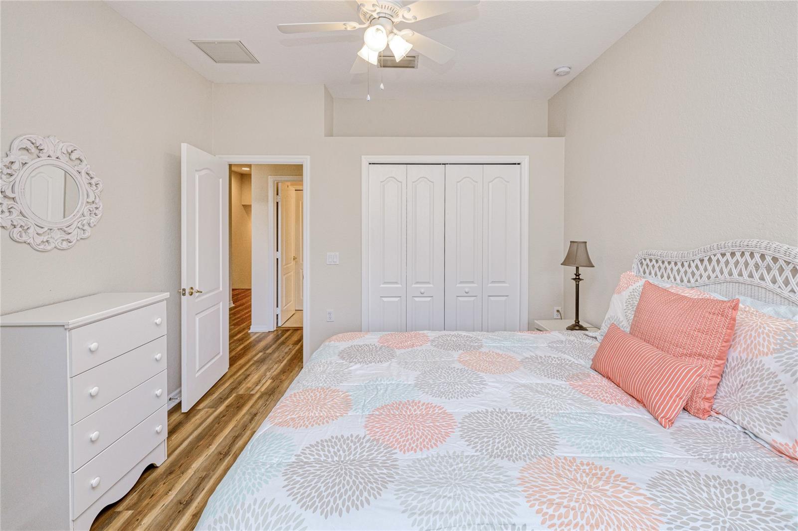 Image 25 of 55 For 3211 Cottonwood Bend 702