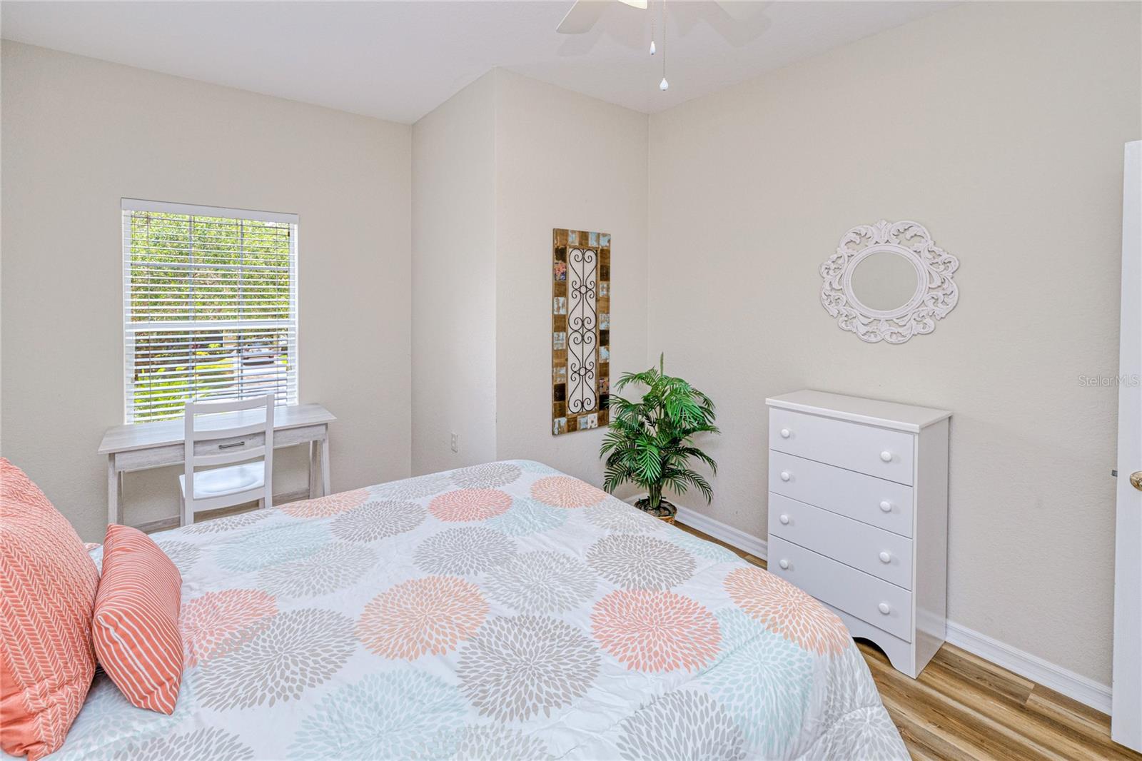 Image 26 of 55 For 3211 Cottonwood Bend 702
