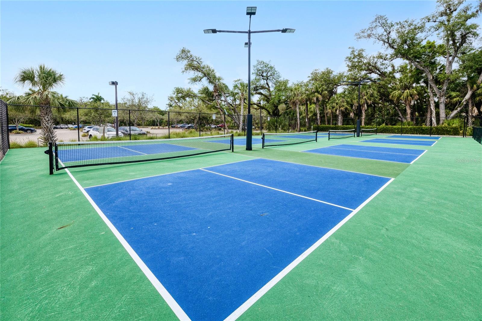 Image 42 of 55 For 3211 Cottonwood Bend 702