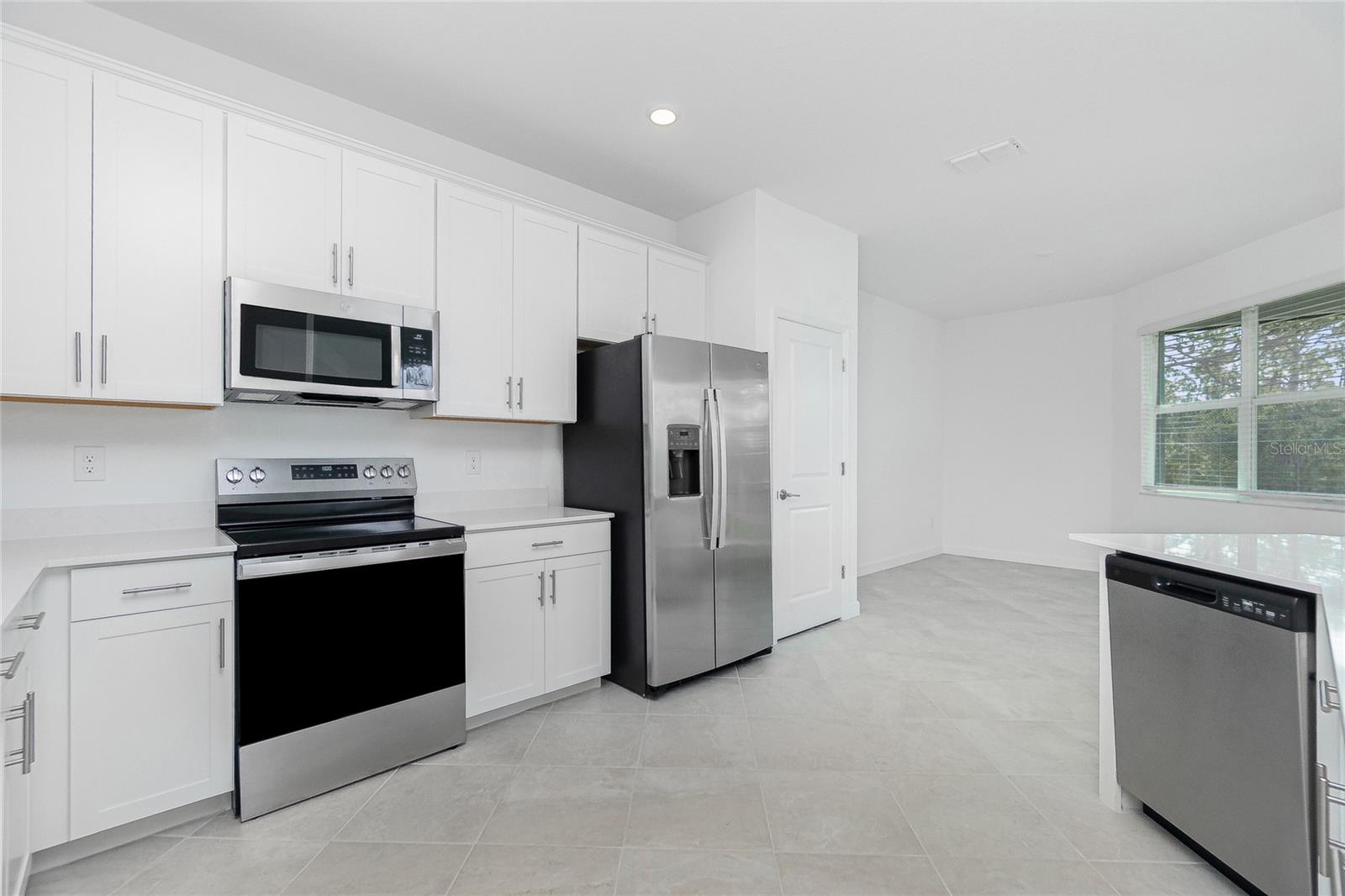 Image 14 of 47 For 8488 Saint Kitts Circle