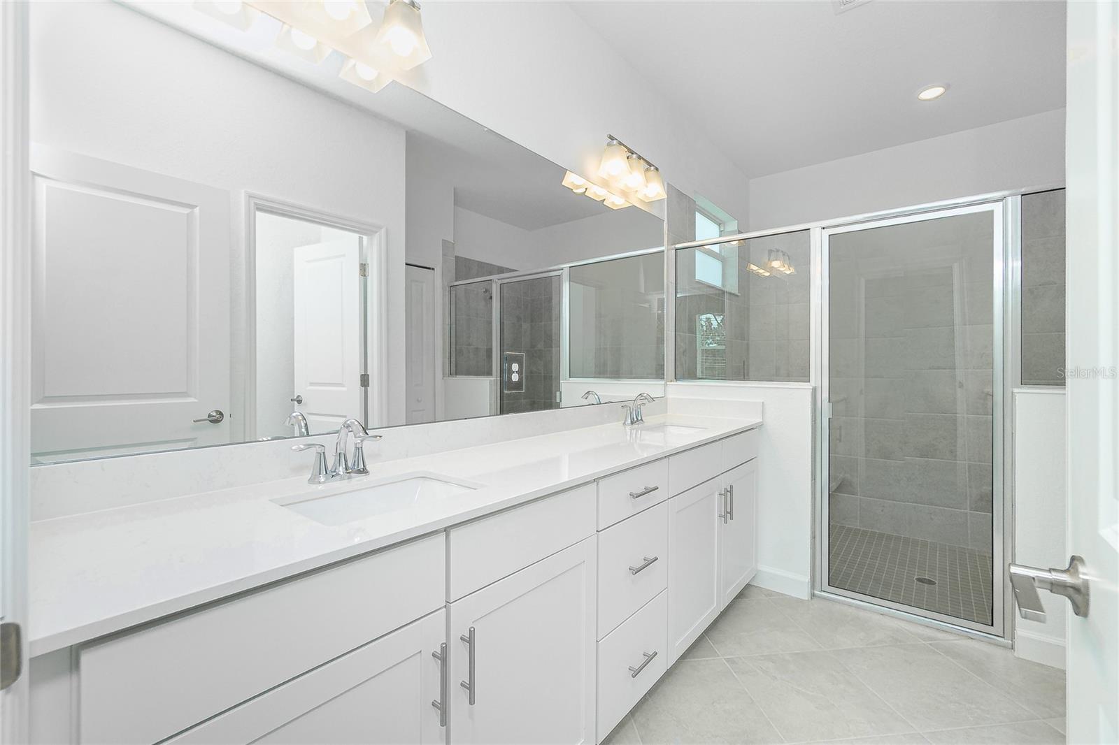 Image 21 of 47 For 8488 Saint Kitts Circle