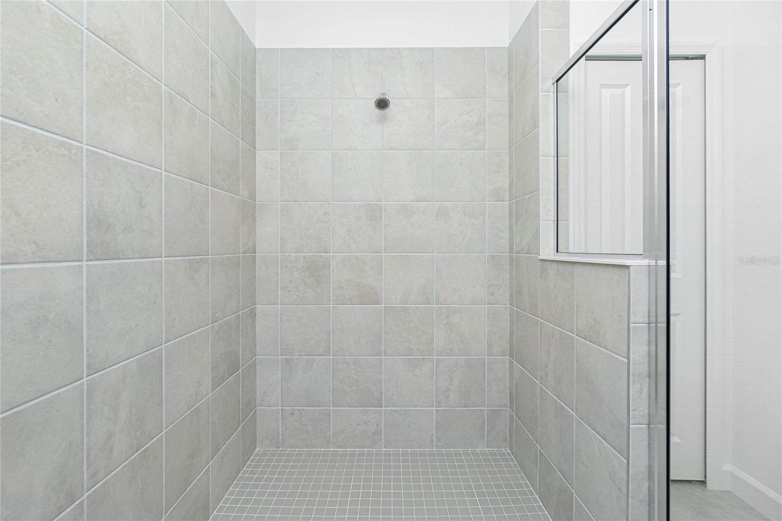 Image 24 of 47 For 8488 Saint Kitts Circle