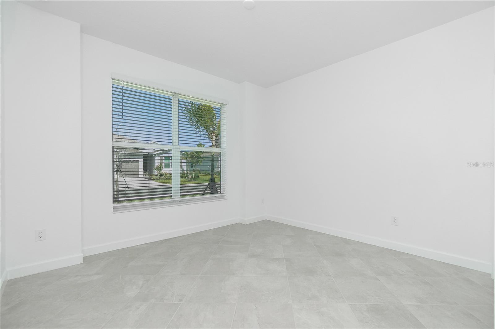 Image 30 of 47 For 8488 Saint Kitts Circle