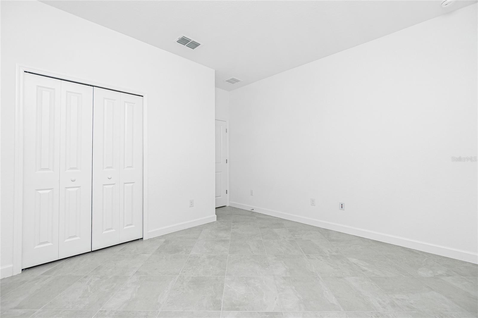 Image 31 of 47 For 8488 Saint Kitts Circle