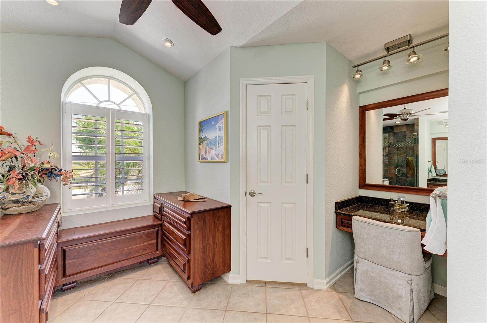 Image 32 of 64 For 5010 La Costa Island Court