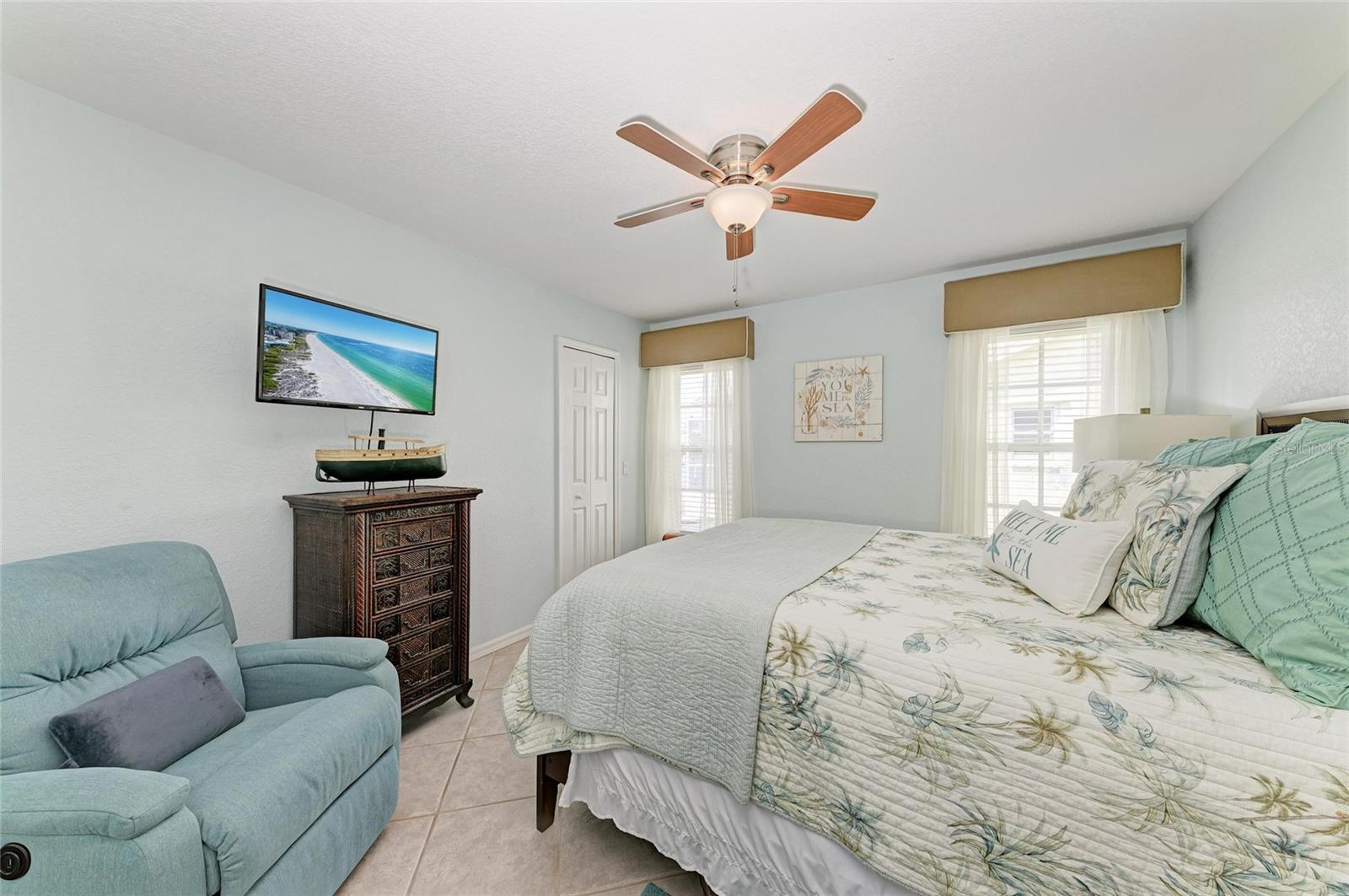 Image 34 of 64 For 5010 La Costa Island Court