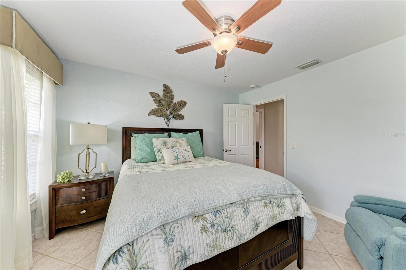 Image 35 of 64 For 5010 La Costa Island Court