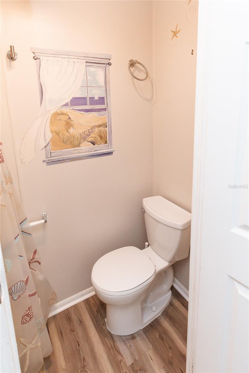 Image 14 of 40 For 643 Blackburn Boulevard