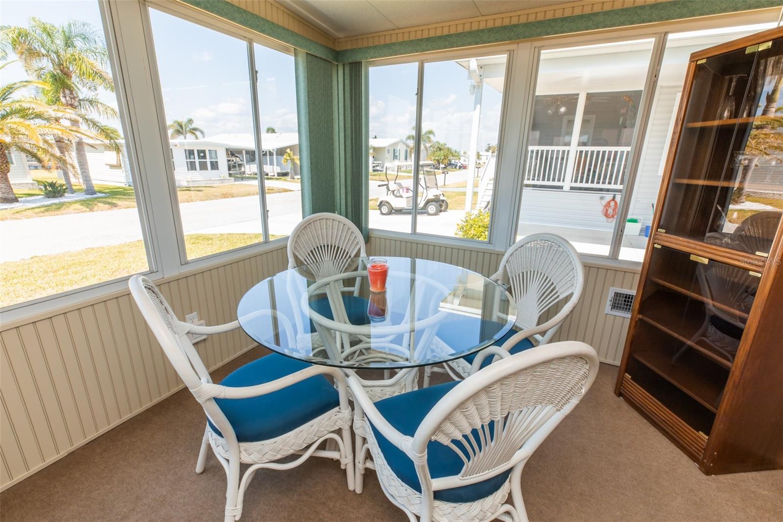 Image 20 of 40 For 643 Blackburn Boulevard