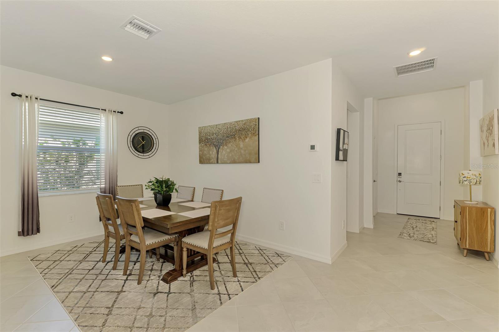 Image 12 of 57 For 10995 Pinot Drive