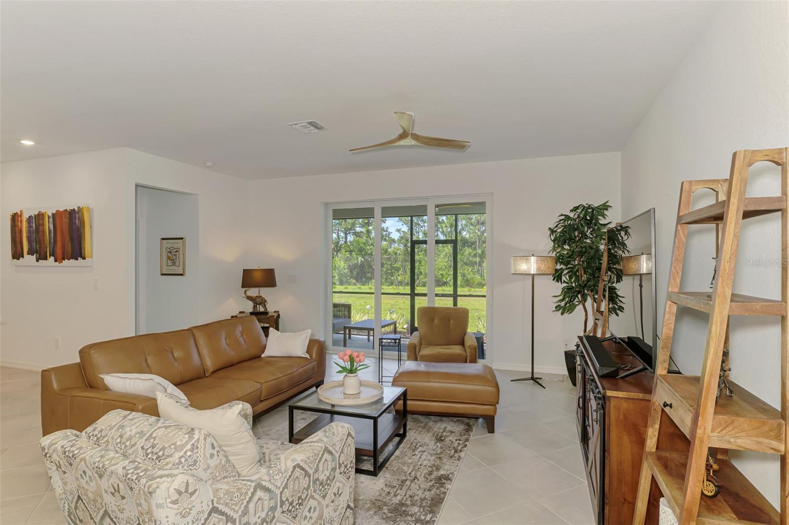 Image 15 of 57 For 10995 Pinot Drive
