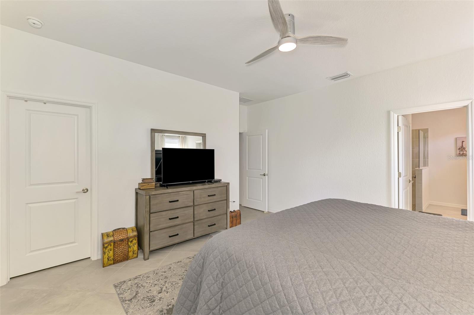 Image 30 of 57 For 10995 Pinot Drive