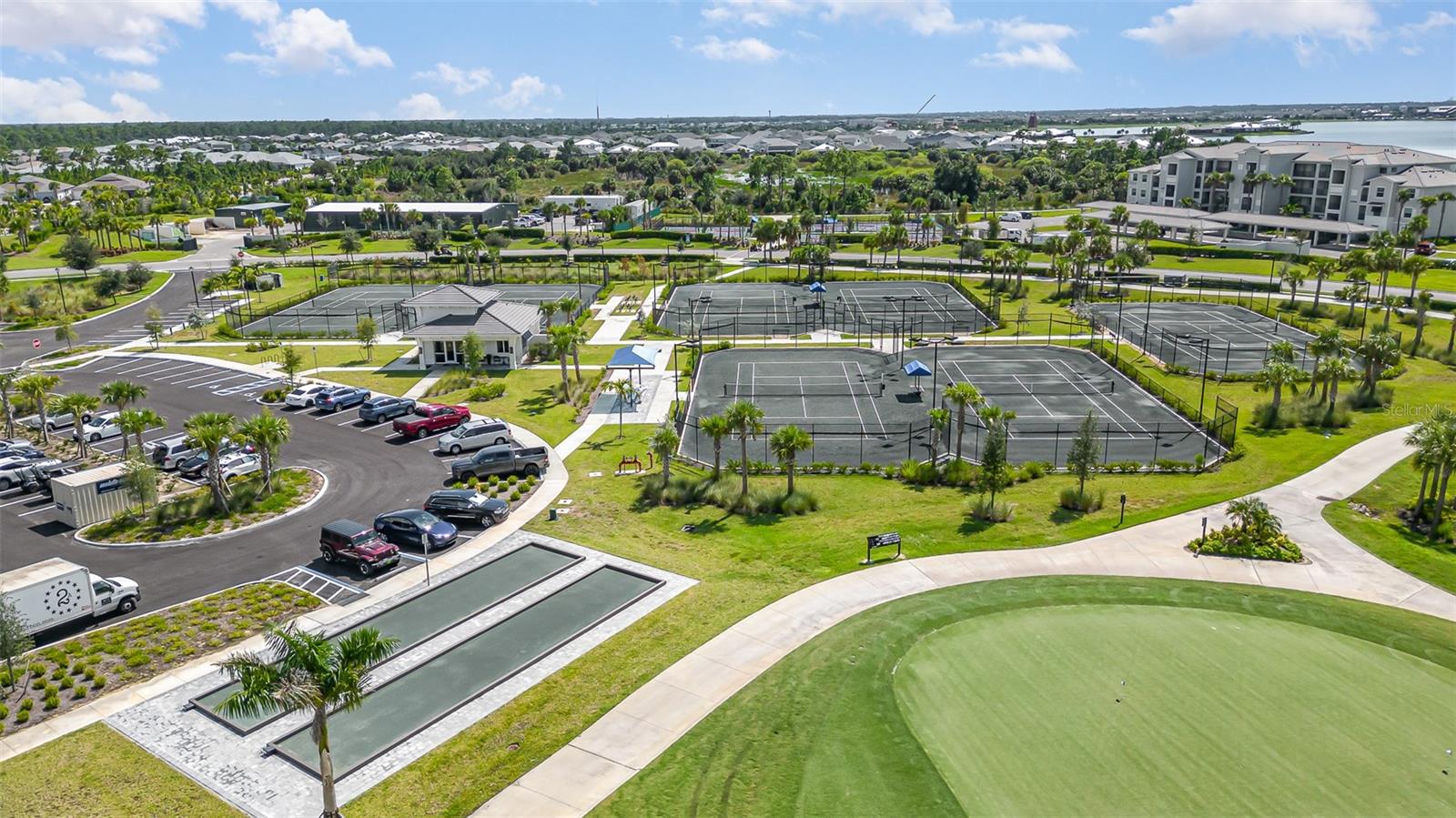Image 41 of 59 For 15990 Grassland Lane 3024