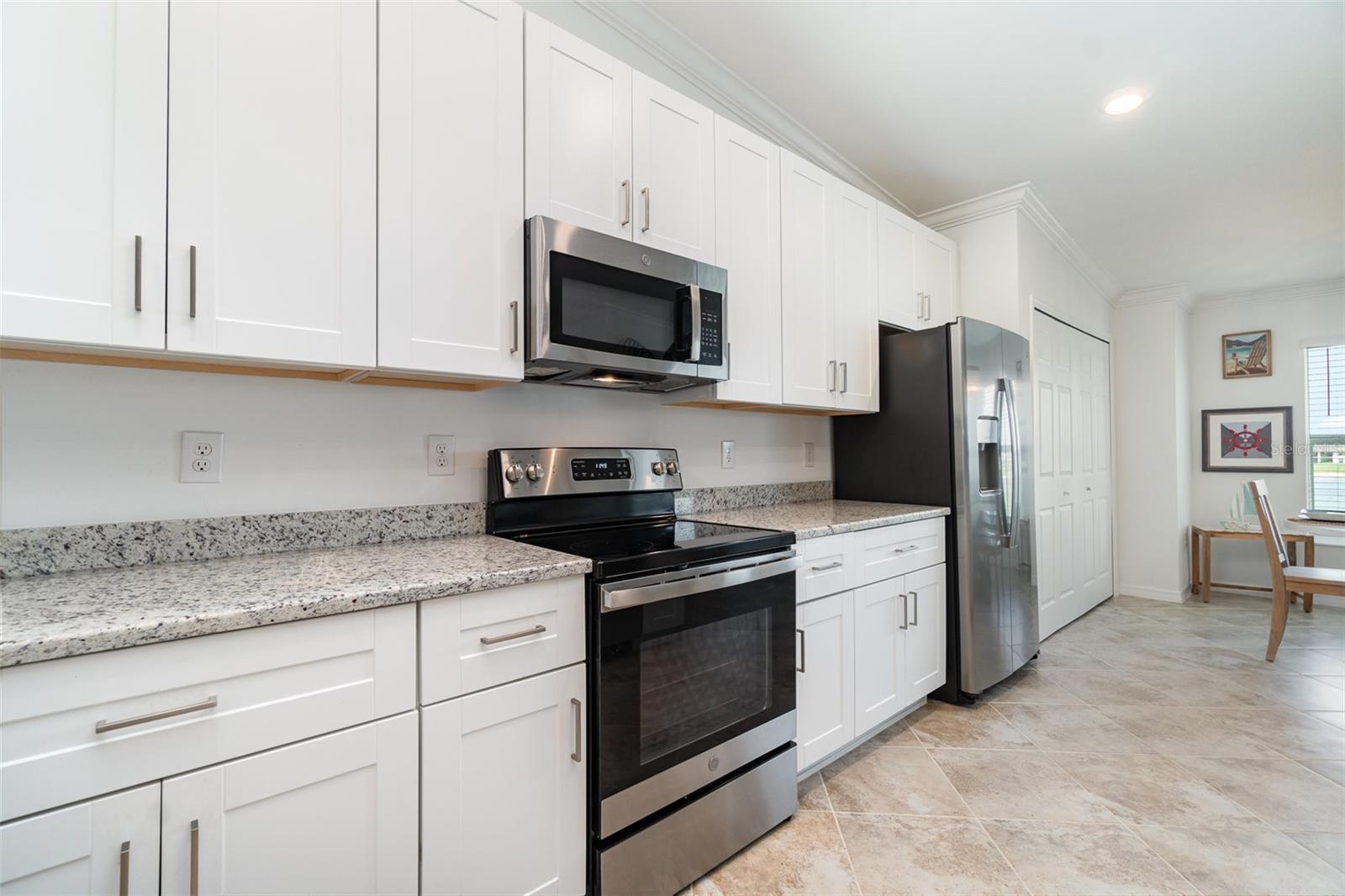 Image 7 of 59 For 15990 Grassland Lane 3024