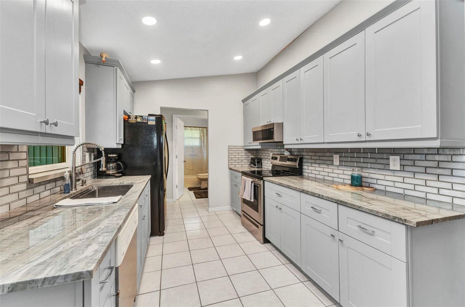 Image 9 of 36 For 6371 Mckinley Terrace