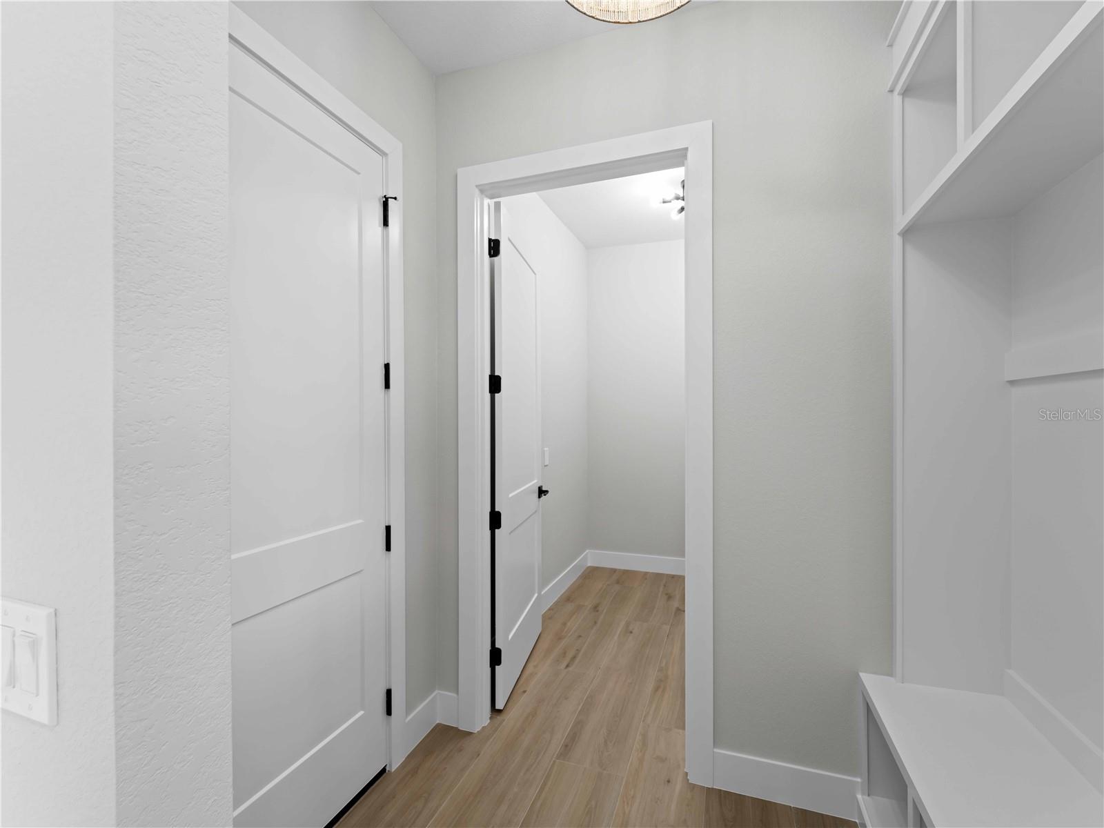 Image 34 of 93 For 15504 Melport Circle