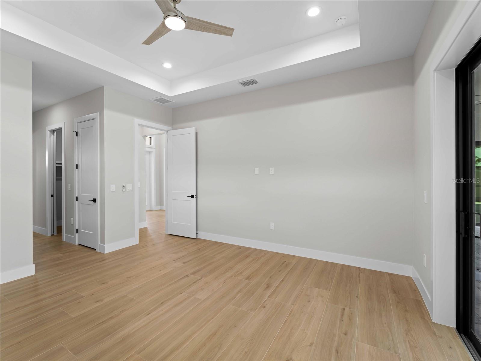 Image 39 of 93 For 15504 Melport Circle