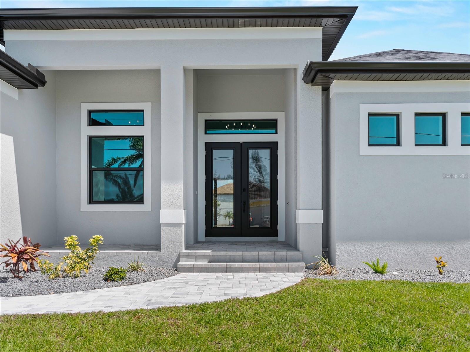 Image 4 of 93 For 15504 Melport Circle