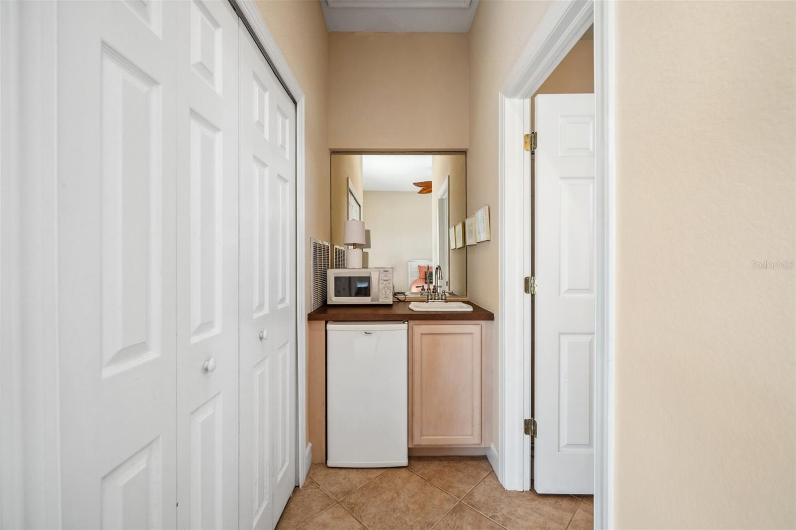 Image 33 of 65 For 3050 Rivershore Lane