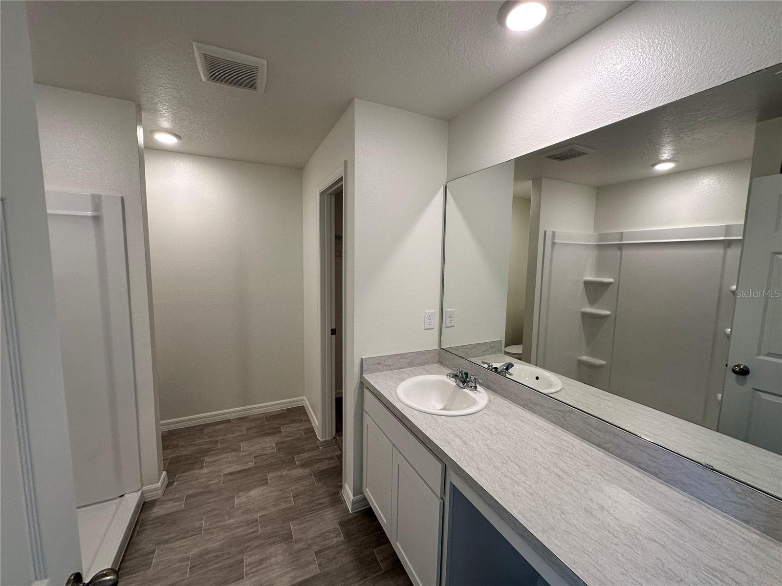 Image 10 of 16 For 45 Braddock Lane
