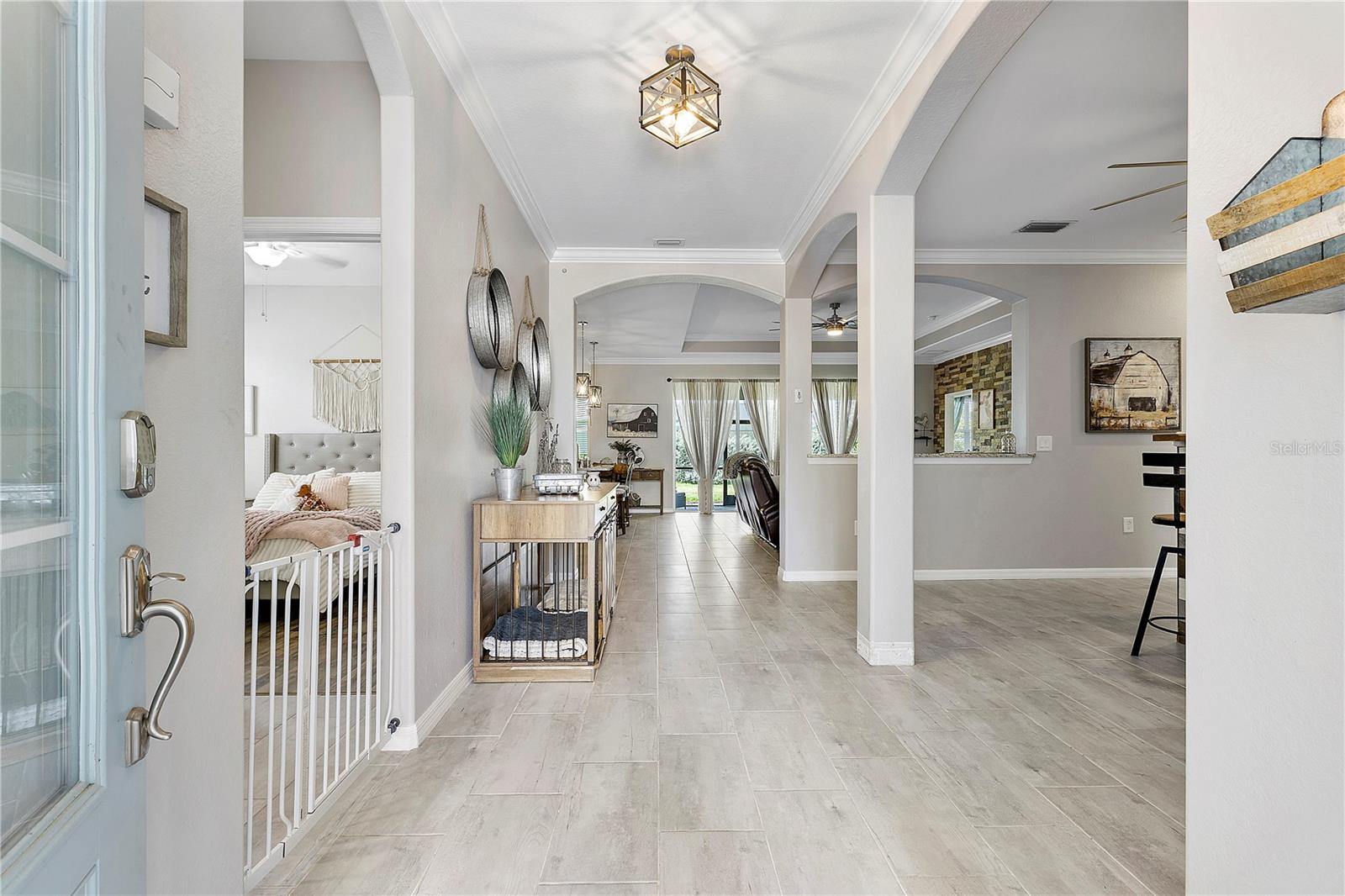 Image 6 of 79 For 17556 Winding Wood Lane