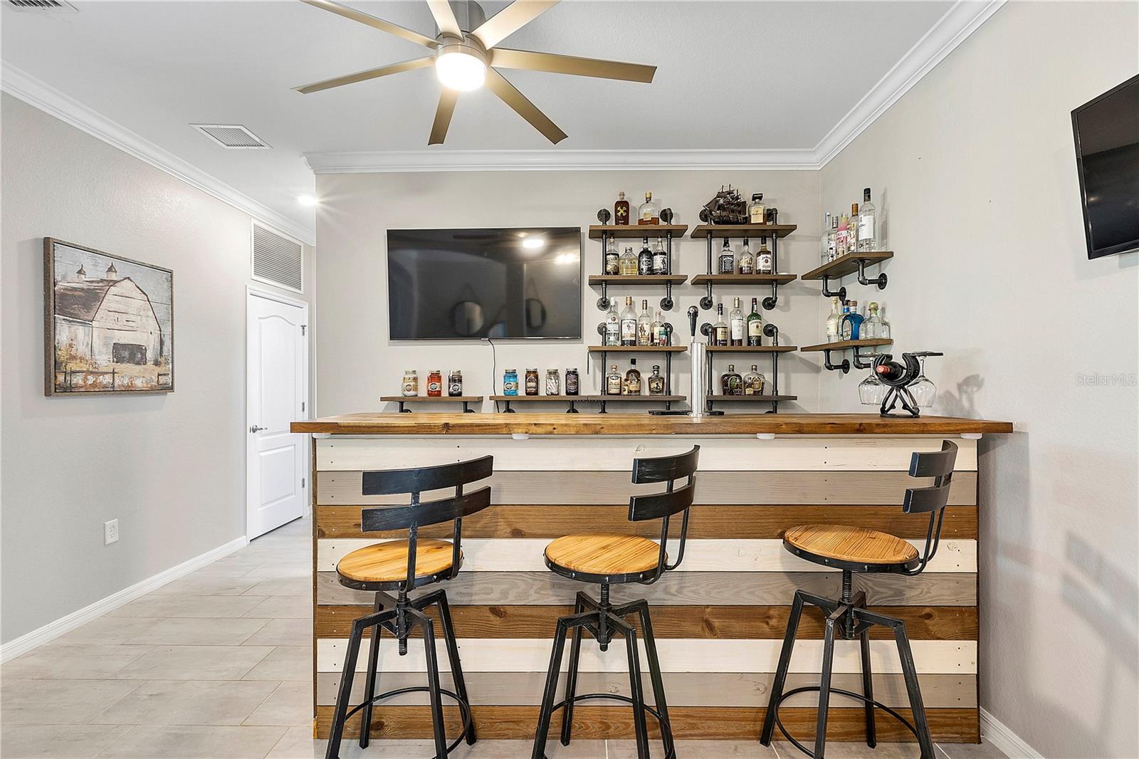 Image 9 of 79 For 17556 Winding Wood Lane