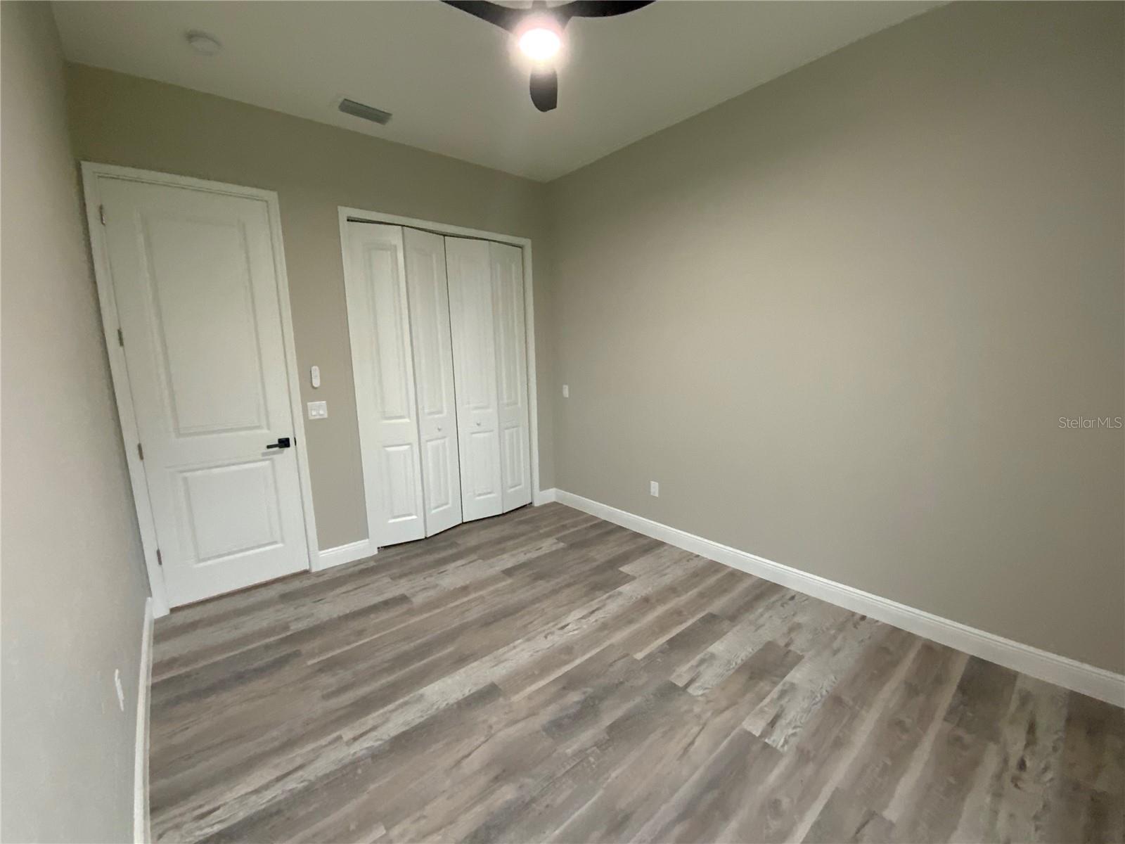 Listing photo id 34 for 1201 Childress Avenue