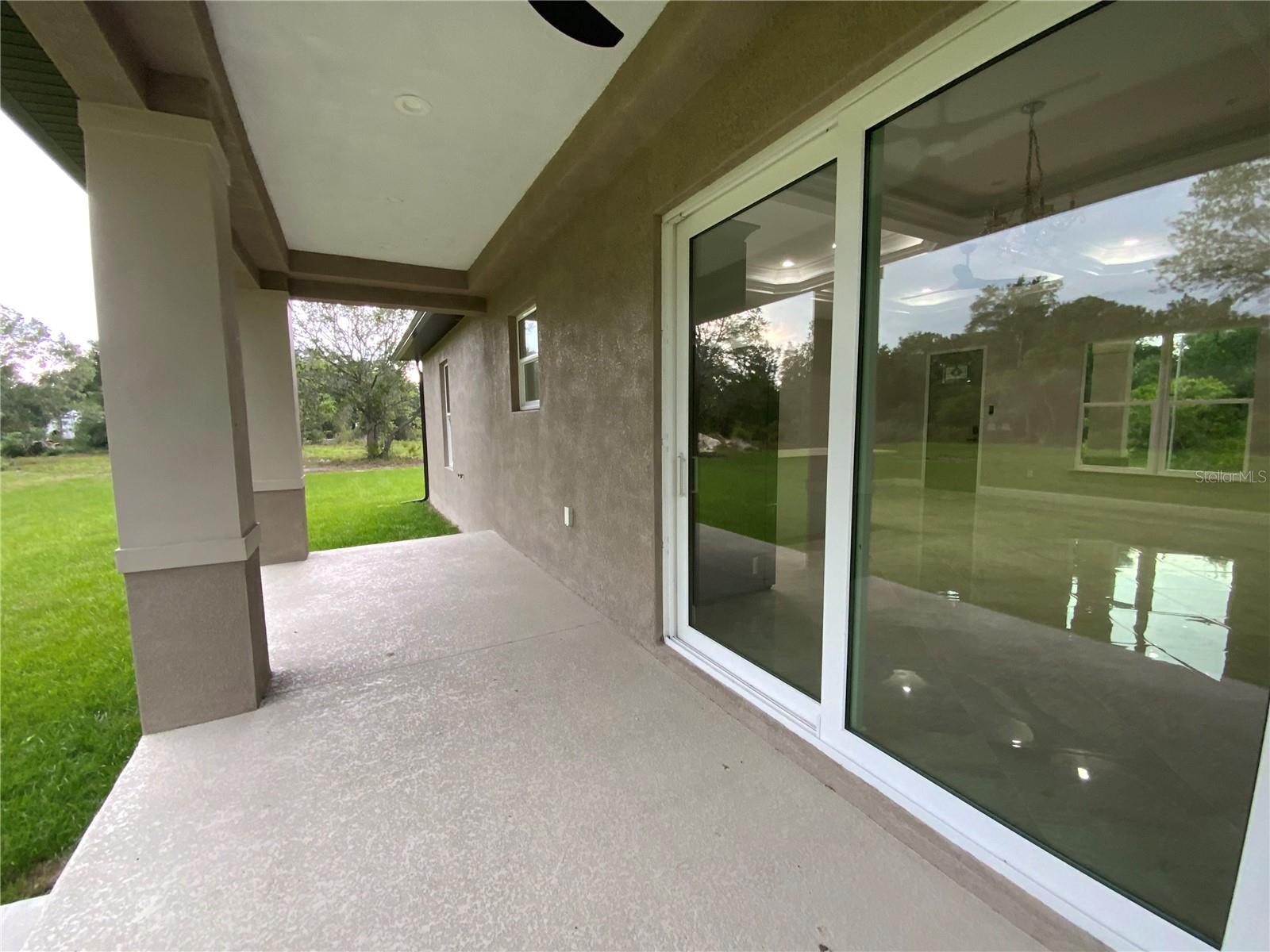 Listing photo id 36 for 1201 Childress Avenue