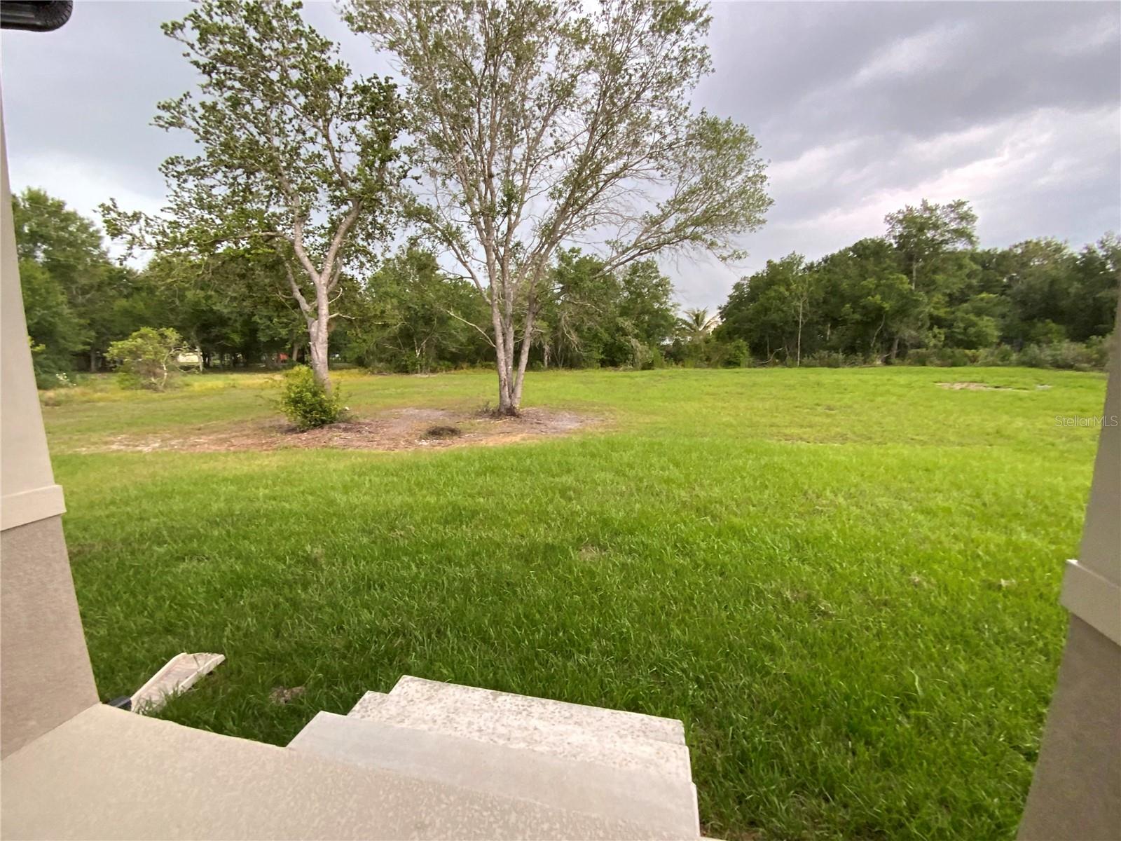 Listing photo id 49 for 1201 Childress Avenue