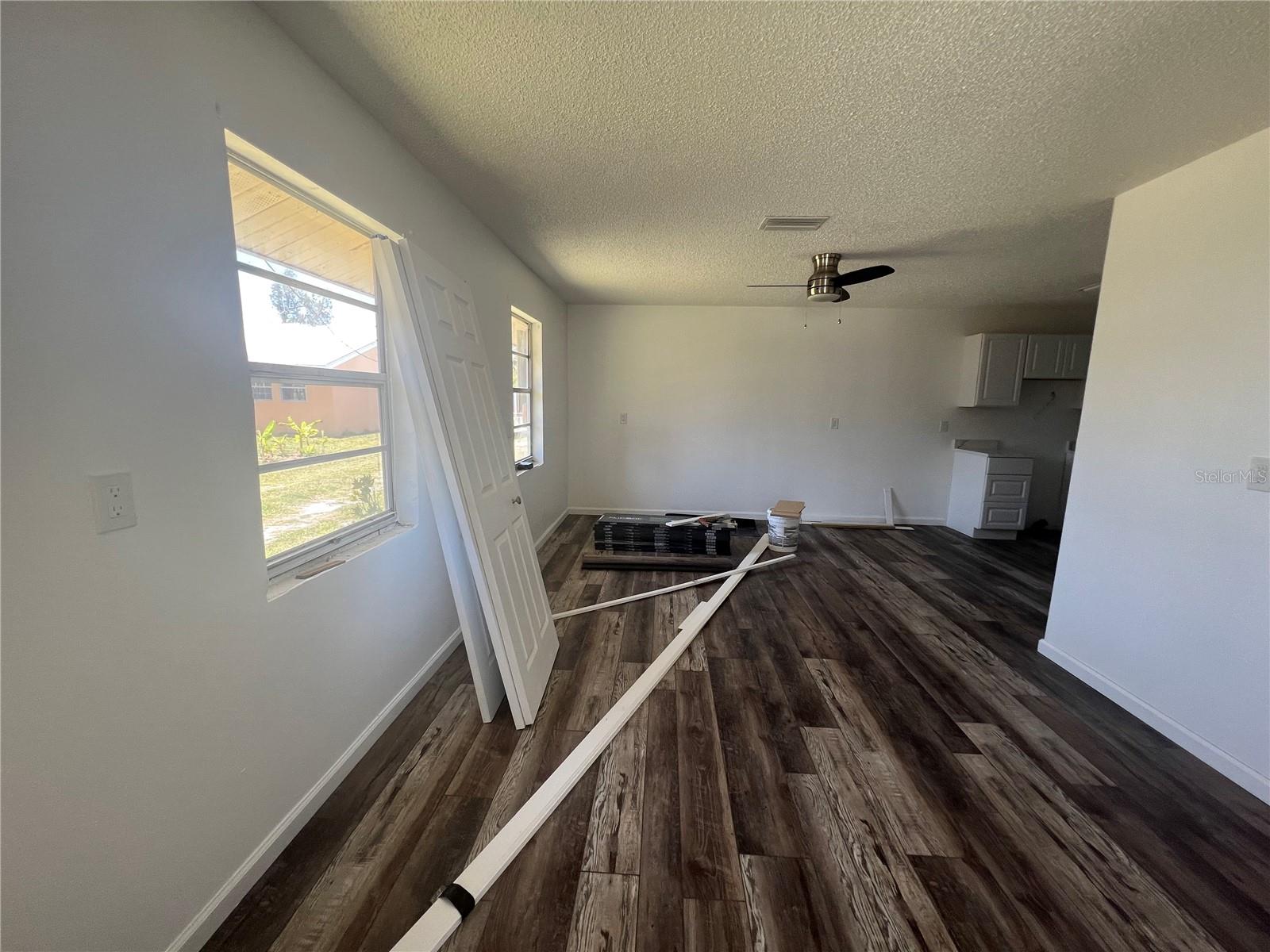 Image 2 of 14 For 2533 Myrtle Avenue 2