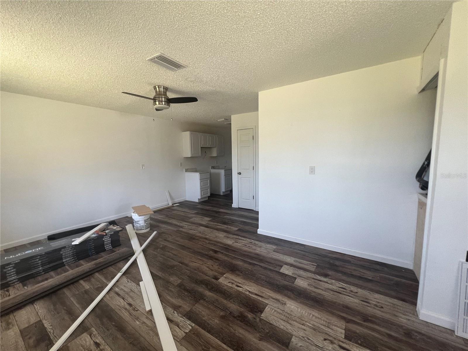 Image 3 of 14 For 2533 Myrtle Avenue 2