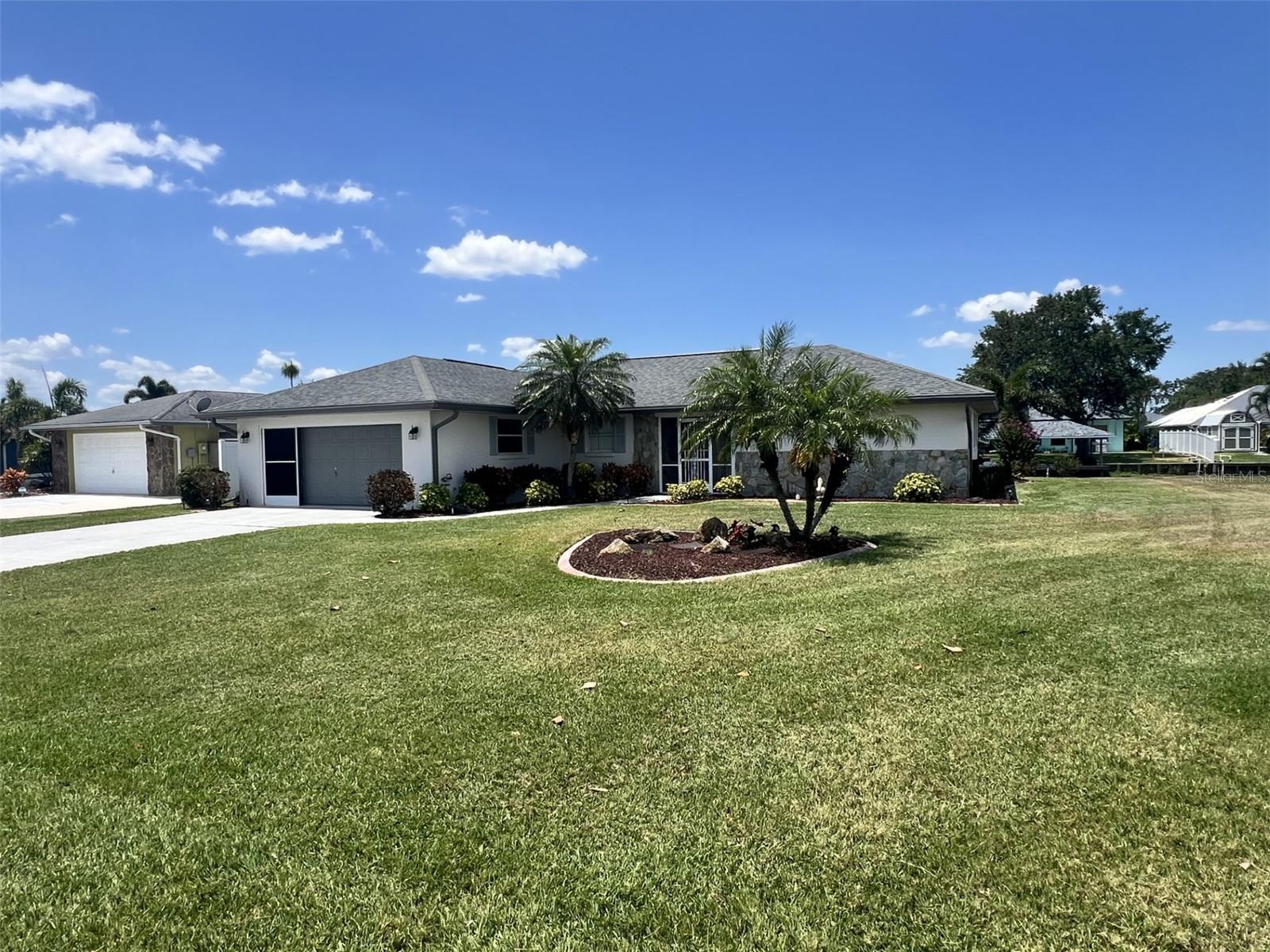 Image 2 of 29 For 266 Cumquat Road Ne