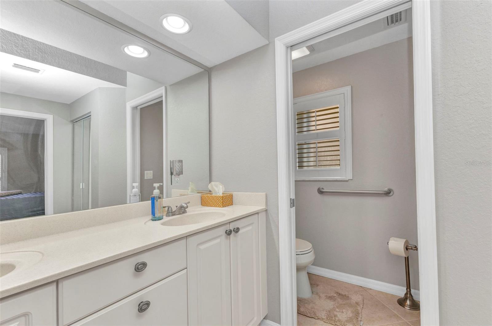Image 18 of 30 For 3715 Albacete Circle 93