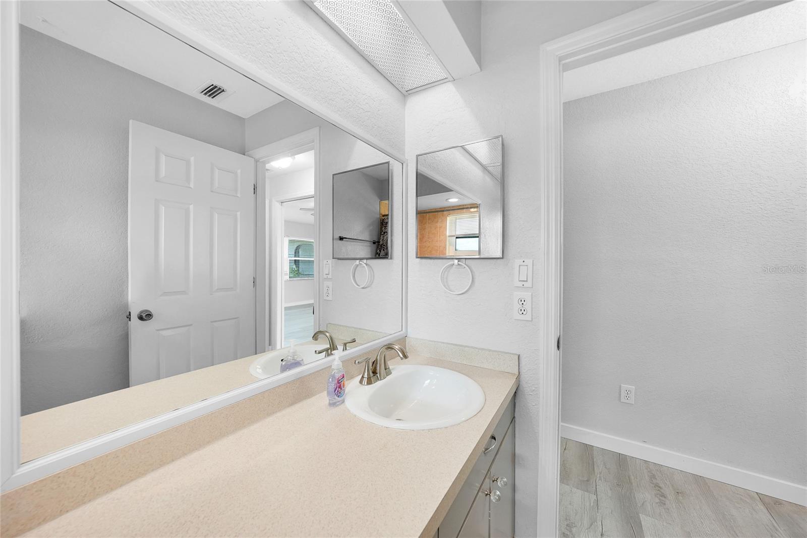 Image 19 of 32 For 26103 Salonika Lane