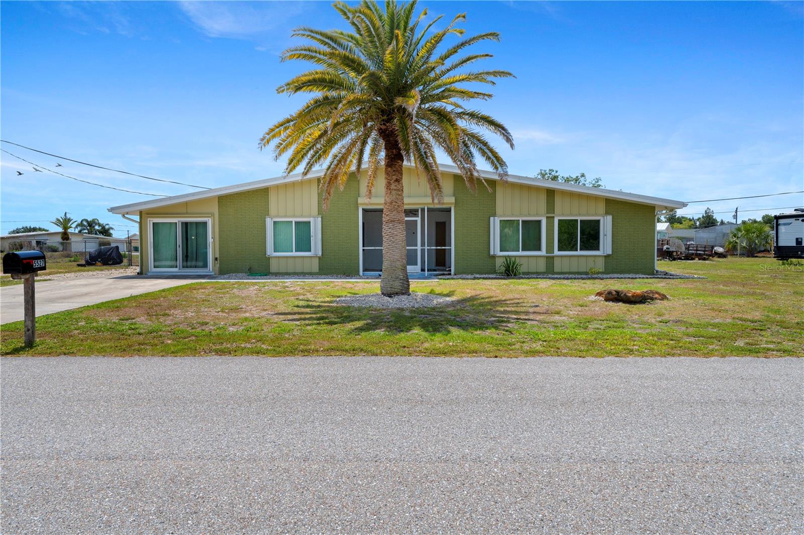 Details for 5527 Fairway Drive S, PUNTA GORDA, FL 33982