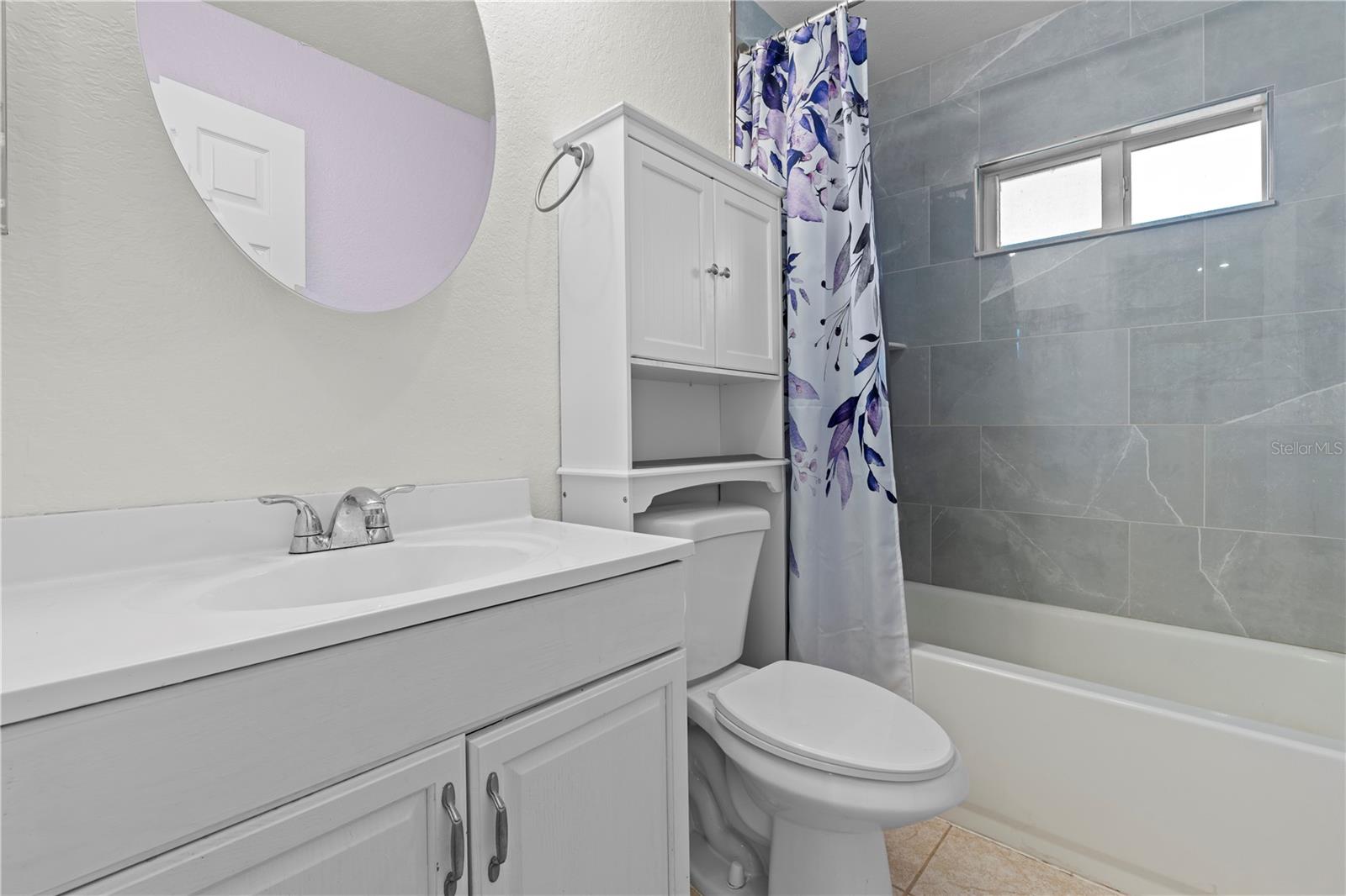 Image 22 of 33 For 5527 Fairway Drive S