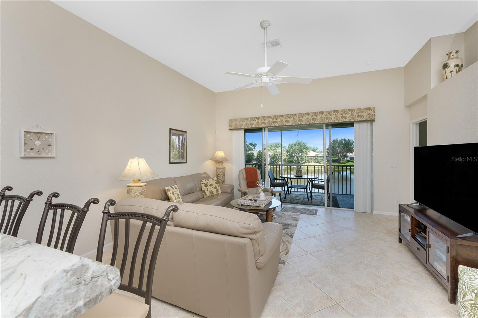 Image 19 of 66 For 3412 Grand Vista Court 202
