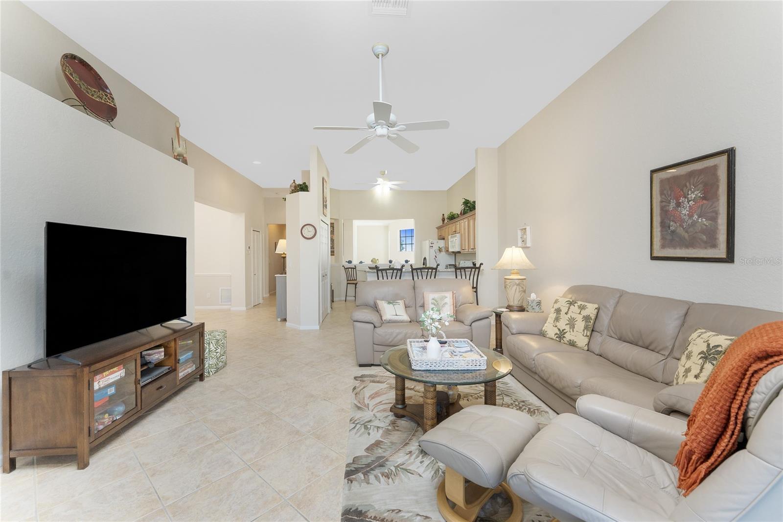 Image 22 of 66 For 3412 Grand Vista Court 202