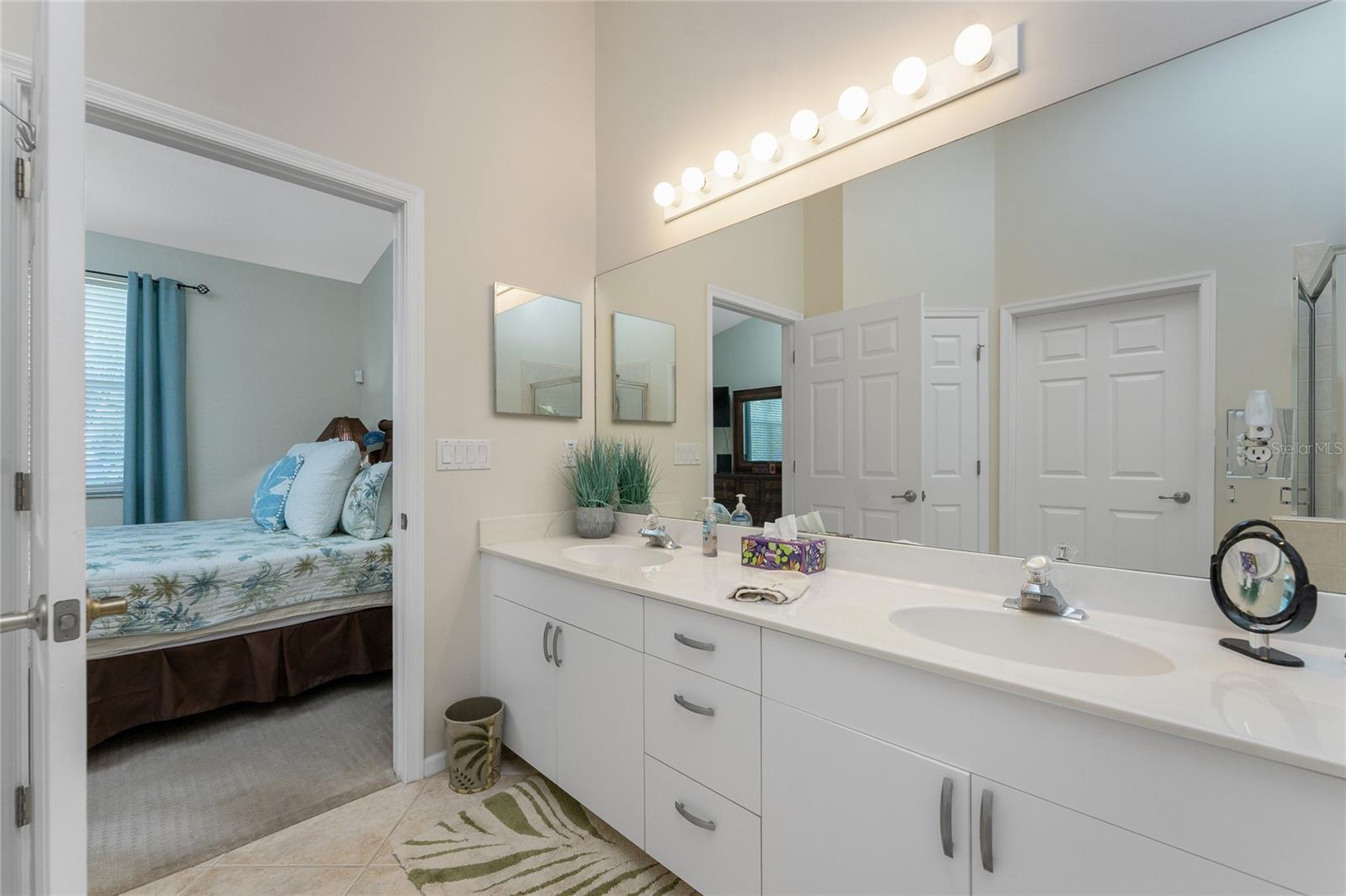 Image 36 of 66 For 3412 Grand Vista Court 202